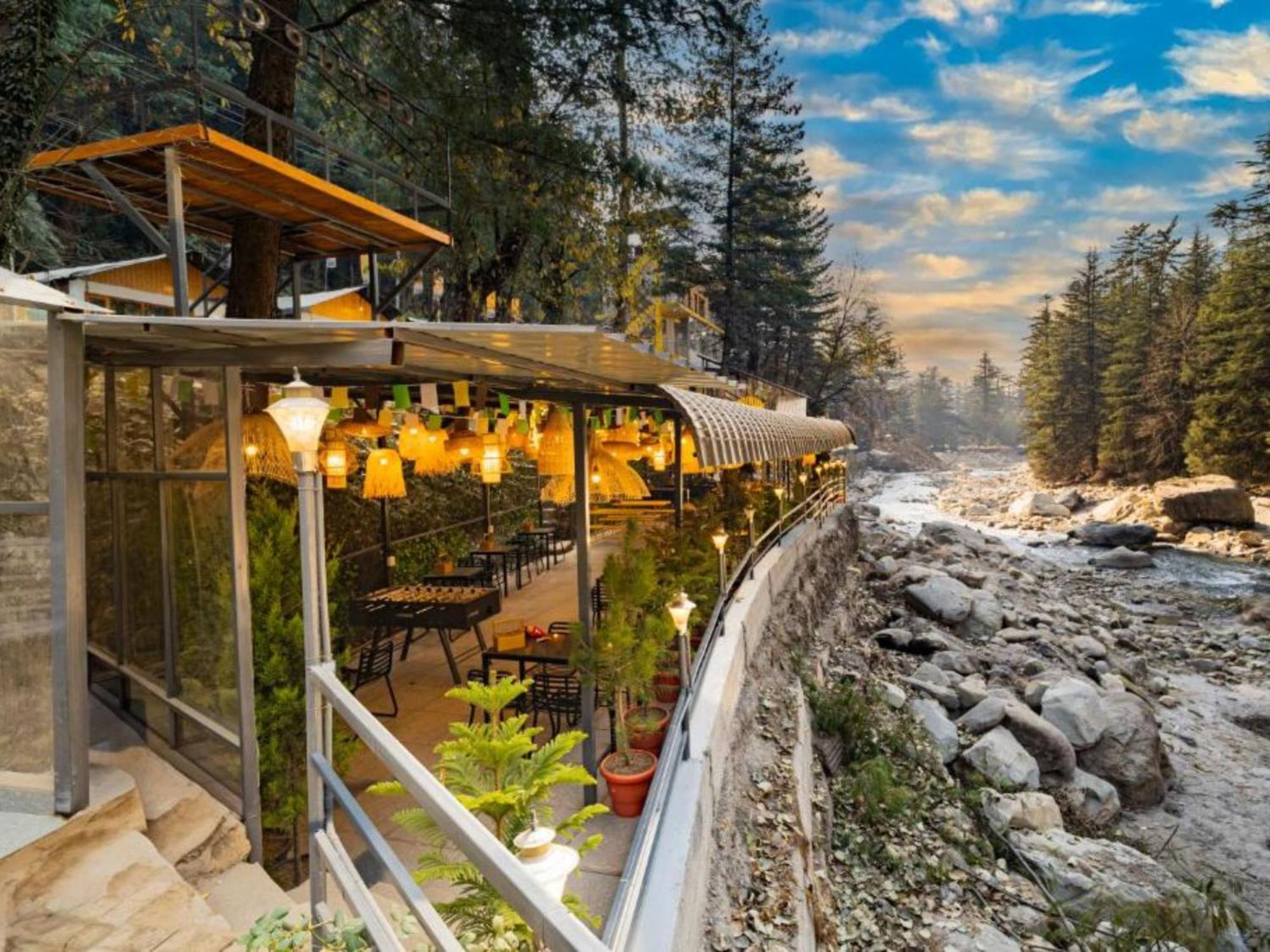 The Kasol, Riverside छात्रावास *